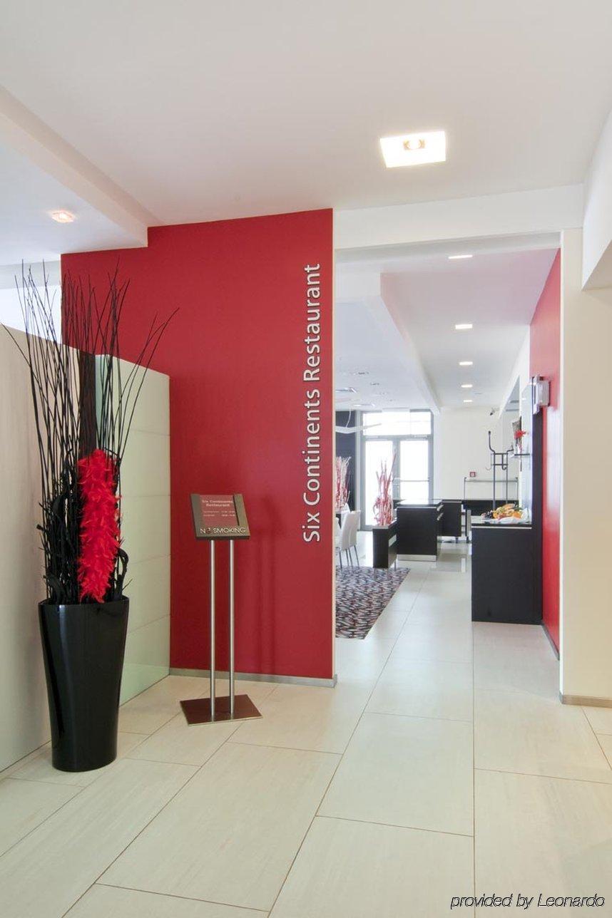 Airport By Ihg Hotel Praha