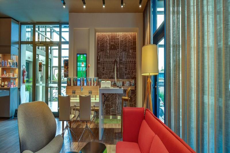 Airport By Ihg Hotel Praha