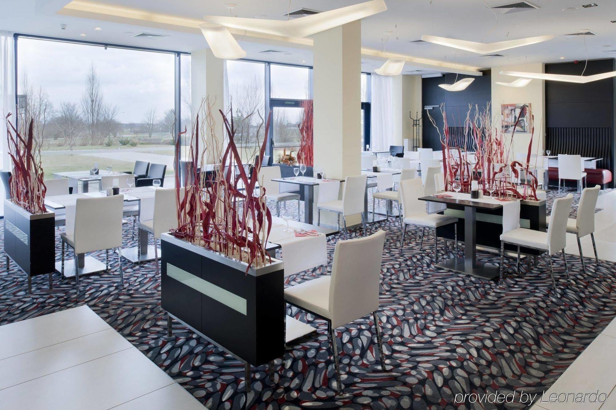 Airport By Ihg Hotel Praha